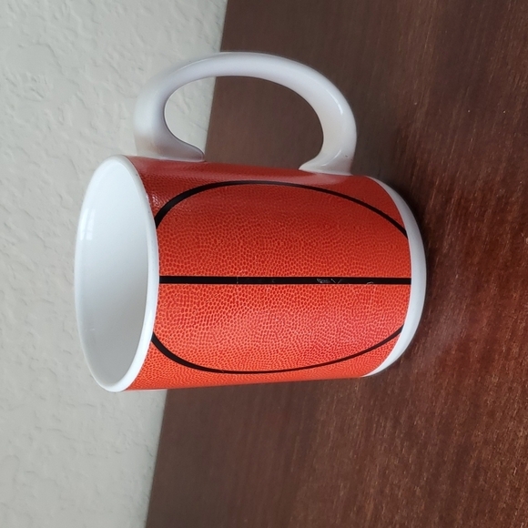 NBA Spalding basketball textured orange Coffee mug - Picture 2 of 7